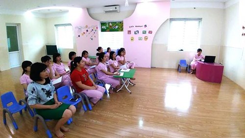 Mầm non Ánh Sao tổ chức tập huấn đánh giá chuẩn nghề nghiệp giáo viên mầm non. 